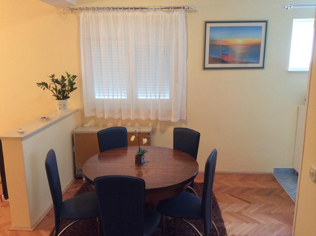 Apartment Satus โปดสตรานา ภายนอก รูปภาพ